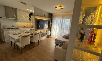 Apartamento Decorado com 3 Quartos à Venda em Pinhais,  Pronto para Morar com Conforto e Excelente Localização,   Seu Novo Lar em Pinhais: Apartamento Decorado, 3 Quartos e Localização Privilegiada -