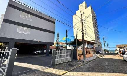 Apartamento no Centro a 150m da praia - 1 suíte + 2 quartos - Pronto para Morar