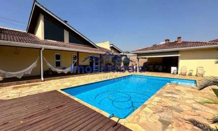 Chácara à venda em Atibaia - Cond. Terras da Fazenda Santana - 1007m²