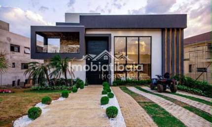 Chácara pé na água à venda cond. Porto Laranjeiras - Piracaia - 4.000m²