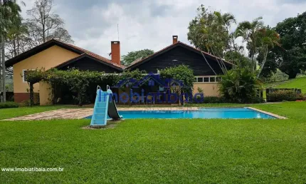 Fazenda à venda com nascente, cachoeira e lago em Amparo - 128 alqueires