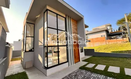 Casa à venda no condomínio Terras de Atibaia I - Atibaia - 300m²