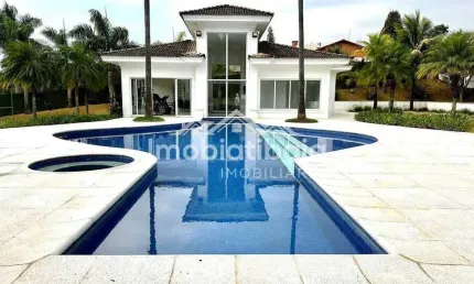 Chácara de alto padrão à venda em condomínio fechado em Atibaia - 7.472 m²