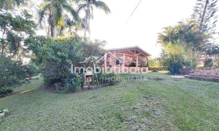 Chácara à venda no Vale do Rio Cachoeira em Piracaia - 2.800m²