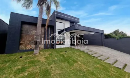 Casa térrea à venda Condomínio Alpes D&amp;apos;Ouro - Bom Jesus dos Perdões - 340m²