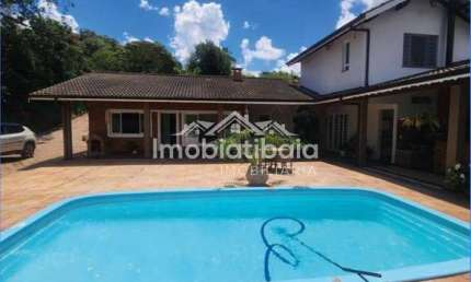 Chácara pé na água à venda em Nazaré Paulista - 4.987m²