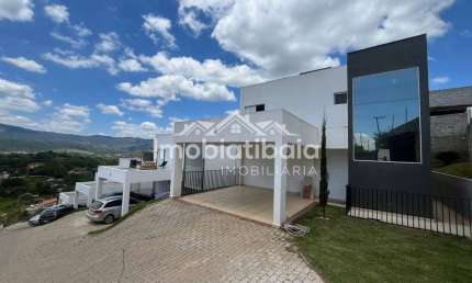 Casa à venda em condomínio village - Jd. Estância Brasil - Atibaia - 220m²