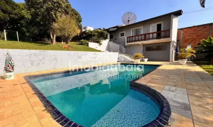 Casa com 2 quartos à venda na Avenida Imperial, Jardim Imperial, Atibaia