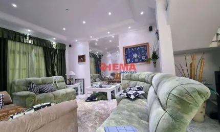 Sobrado com 4 dormitórios à venda, 210 m² por R$ 1.065.000,00 - Estuário - Santos/SP