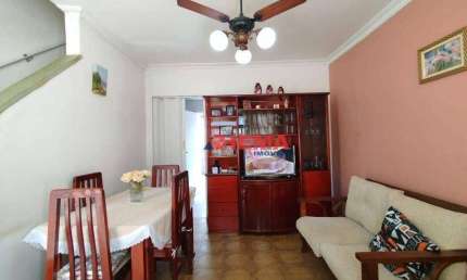 Sobrado com 2 dormitórios à venda, 69 m² por R$ 445.000,00 - Macuco - Santos/SP