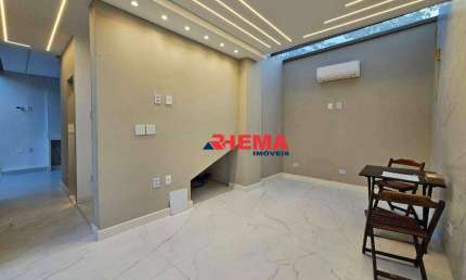 Sobrado com 4 dormitórios à venda, 220 m² por R$ 3.200.000,00 - Campo Grande - Santos/SP