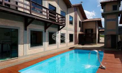 Casa em condomínio fechado com 4 quartos à venda na Cachoeira Três Marias, 100, Vale do Rio Cachoeira, Piracaia por R$ 980.000
