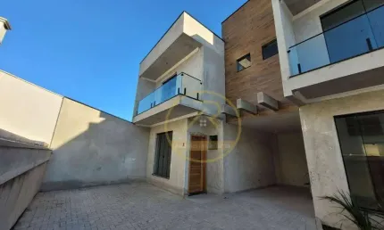 Sobrado à venda, 106 m² por R$ 620.000,00 - Pinheirinho - Curitiba/PR