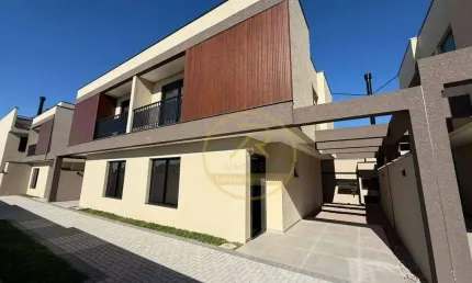 Sobrado com 3 dormitórios à venda, 107 m² por R$ 650.000,00 - Boqueirão - Curitiba/PR
