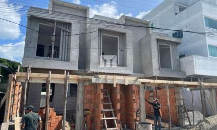 Casa com 2 quartos à venda em Bombas, Bombinhas 
