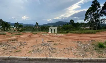 Terreno à venda no bairro Gov. Celso Ramos - Governador Celso Ramos/SC