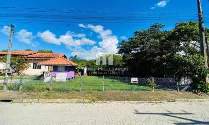Terreno à venda no Balneário Perequê, Porto Belo 