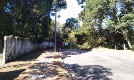 Excelente Terreno de 871 m2 à Venda na Santa Felicidade R$  789.900,00