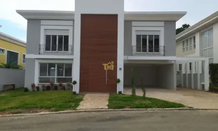 Residência Exclusiva no Condomínio de Altíssimo Padrão, com 820 m2 – Campo Comprido,