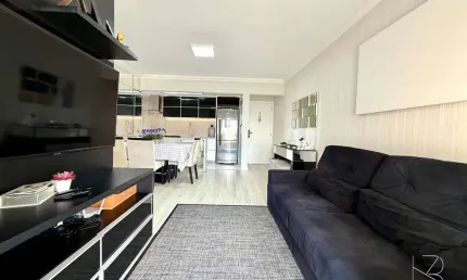 Ótimo apto com 3 dormitórios sendo uma suíte e 2 vagas de garagem!