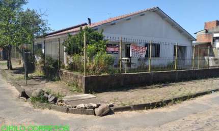Casa com 3 quartos à venda na Rua Luís Hadrich, 980, São Paulo, Montenegro, 244 m2 por R$ 530.000