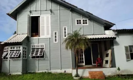 Casa com 3 quartos à venda na Rua Irú Carneiro, 72, Cinco de Maio, Montenegro