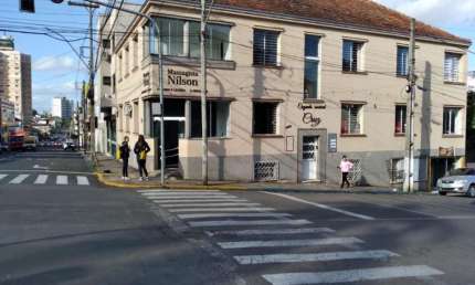 Conj. Coml. e Residencial no Centro de Montenegro -714