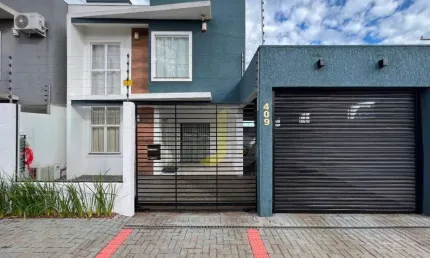 Casa com 3 quartos à venda na Rua Jurandir Antônio Zanlucki, 409, Cascavel Velho, Cascavel