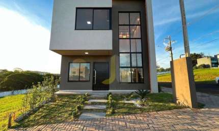 Sobrado com 3 dormitórios à venda, 116 m² por R$ 650.000,00 - Universitário - Cascavel/PR