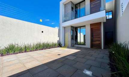 Casa com 3 quartos à venda na Rua Wilmar Karvat, 341, Canadá, Cascavel