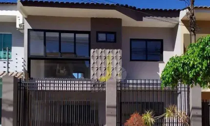 Casa com 3 quartos à venda na Rua das Palmeiras, 3517, Alto Alegre, Cascavel