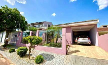 Linda casa no canadá - lote inteiro - 1 Suíte +2 quartos, piscina e edícula com churrasqueira