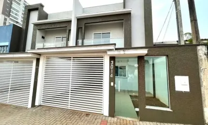 Sobrado com 1 Suíte com Hidro + 2 dormitórios à venda, com área gourmet - Coqueiral - Cascavel/PR