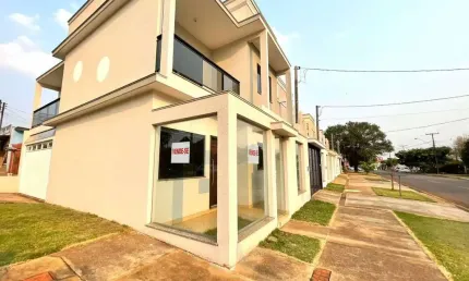 Sobrado com 1 Suíte com hidro + 2 dormitórios à venda - Coqueiral - Cascavel/PR