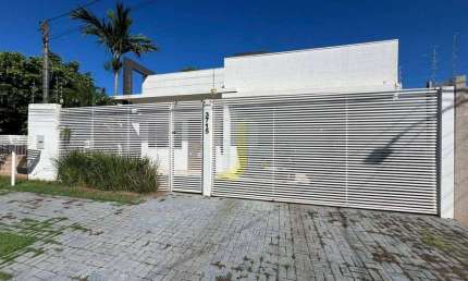Casa com 1 suite mais 2 dormitórios e piscina - Cancelli - Cascavel/PR
