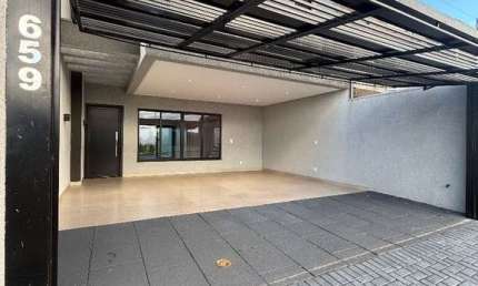 Casa com 3 quartos à venda na Rua Adélia Veloso, 659, Centro, Cascavel