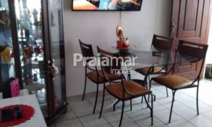 Sobrado 2 Dorm/ 61 m²/ 2 vagas/ Vila Voturua / São Vicente / SP.