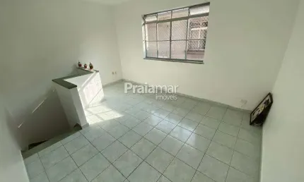 Sobreposta alta | garagem coletiva | frente | ótima localização | vila valença - s.v
