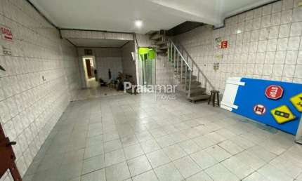Casa com 2 quartos para alugar na Vila Margarida, São Vicente 