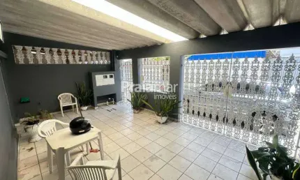 CASA TÉRREA 2 DORMITÓRIOS I 140M² I CATIAPOÃ, SÃO VICENTE I ACEITA FINANCIAMENTO