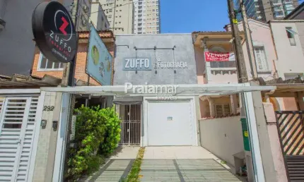 Casa comercial com edícula no fundo | frente 4 salas | 2 lavabo | fundo 2 dormitorio | santos