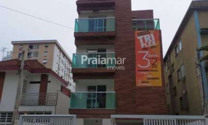 Casa Triplex em Santos | Gonzaga | 03 dorm. | 03 vagas de garagem.