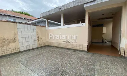 Casa Térrea 3 Dorm/ 198 m²/ 2 vagas de Garagem/ Vila Cascatinha/São Vicente.
