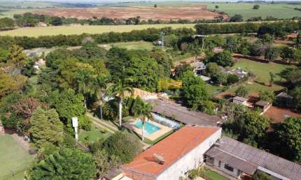 Linda chácara com 3 dormitórios à venda, 1200 m² por R$ 790.000 - Glebas California - Limeira/São P