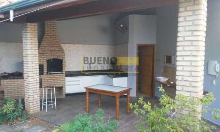 Linda casa com 4 dormitórios à venda e área de lazer completa, 220 m² por R$ 1.060.000,00 - Jardim