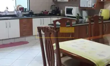 Casa com 4 dormitórios à venda, 203 m² por R$ 730.000,00 - Vila Grego II - Santa Bárbara D'Oeste/SP