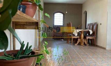 Casa com 3 quartos à venda na Rua das Tulipas, Jardim São Pedro, Americana