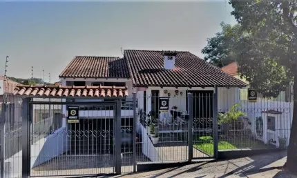 Casa com 3 quartos à venda na Rua João Mora, 235, Camaquã, Porto Alegre, 230 m2 por R$ 980.000