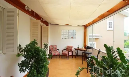 Casa com 3 quartos à venda na Rua Felizardo de Farias, 185, Medianeira, Porto Alegre, 198 m2 por R$ 615.000