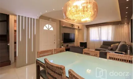 Casa em condomínio fechado com 3 quartos à venda na Rua Augusto Attílio Giordani, 87, São Sebastião, Porto Alegre, 145 m2 por R$ 700.000